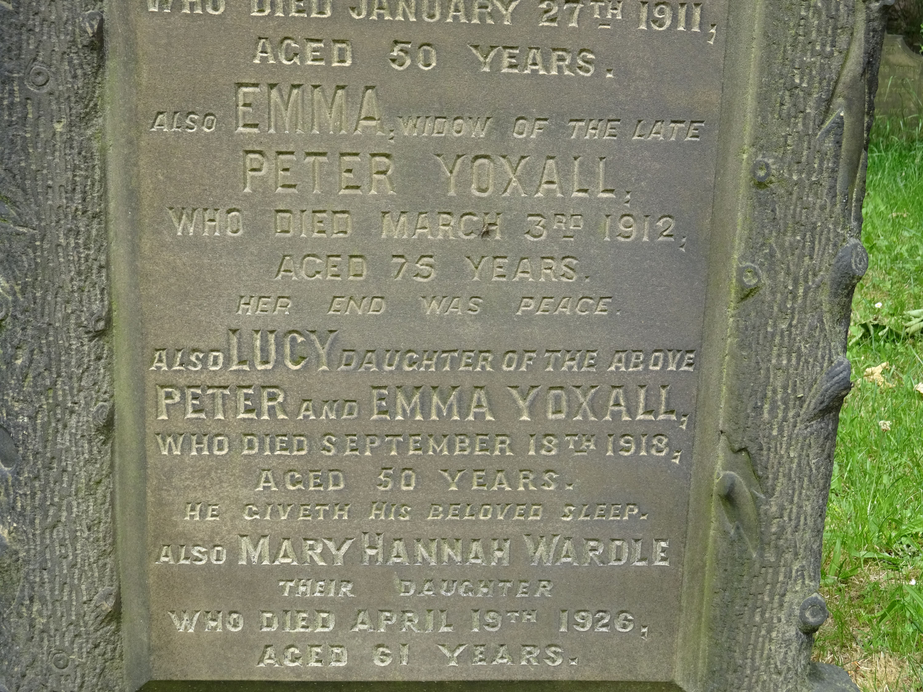 Headstone - Yoxall, Peter & Emma - DSC00083-RS